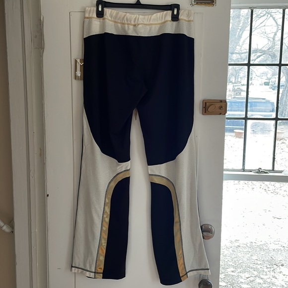 Drawstring pants - Picture 2 of 2